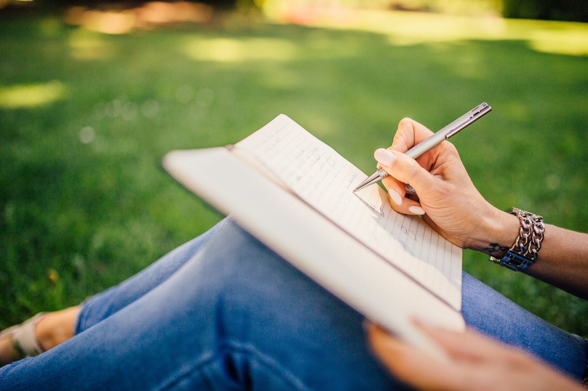 Keeping a diary: The most comfortable way to practice writing